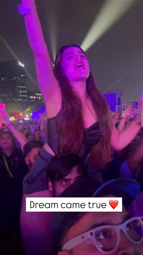 Simran on Instagram: "Waited for this night since ever, teenage me and adult me both screaming 😭❤️ like literally @enriqueiglesias 🥹❤️ #enriqueiglesias #enriqueindiatour #enriquemumbaiconcert #enriqueiglesiasindiaconcert #simrandhanwani #viral #reels #explore #trending #reelsinstagram #explorepage #fyp #instagram #dream #reelitfeelit"