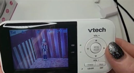 Watch VTech VM819 baby monitor. Music, sounds, temp monitor. NICE on Amazon Live