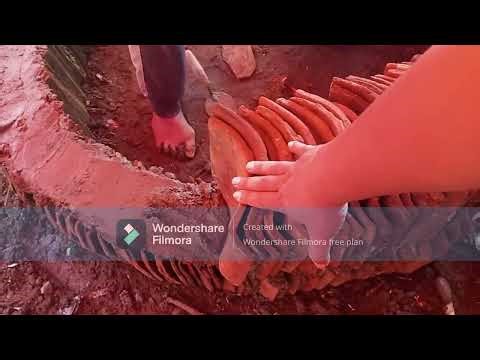 Pembuatan Tempat Pengelolaan Sampah Organik dan Non Organik dengan memanfaatkan genteng bekas