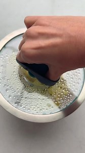 This is how I cook mashed potatoes in 6 minutes! I love that I can cook, serve and store the potatoes in this bowl! | Feel Good Foodie