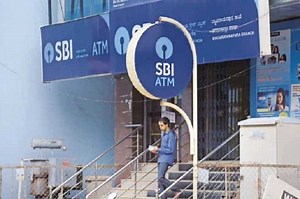 SBI ATM card cloning cases reported from Delhi! Don't lose your money, stay safe, here is how