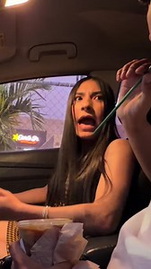 LE DIJE NOVIA A MI AMIGA😱😂 | telling my friends i'm engaged