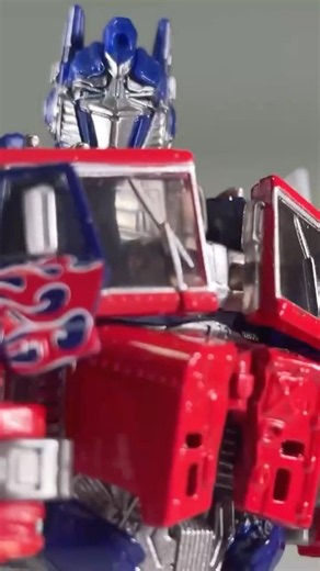 Optimus Prime Reverse Transformation ASMR | Robot to Truck #Shorts
