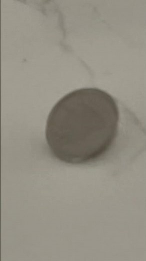 Coin Spin I #coin #coinspin #slowmotion