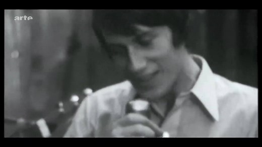 󾠔 Tous les garçons et les filles... 󾠔 regardent le docu sur Françoise Hardy ! En exclu sur creative.arte.tv/francoisehardy | ARTE