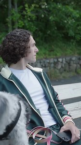 Can't quite name that song? Find it in the Google app. | Google | Facebook