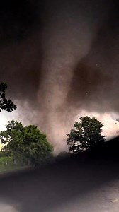 The violence of Oklahoma’s tornado season on full display with this powerful EF-4 twister in Southern Oklahoma in the middle of Garvin County. Won’t be long until the chances of tornadoes return to the heart of the Plains, all indications say late April into early May right now. | Tornado Titans - Weather and Storm Chasing