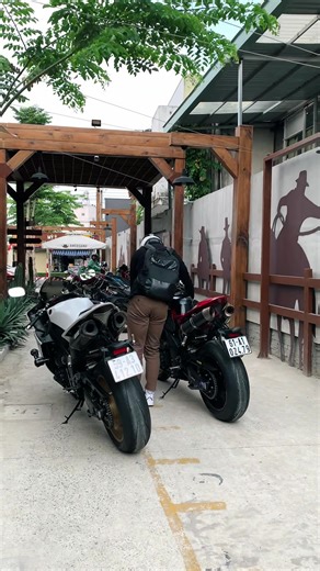 Yamaha R1 2013 - Unveiling the Iconic Superbike