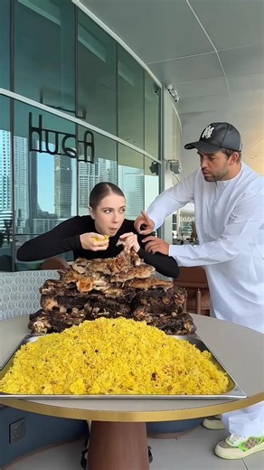 Why don't the wives of Sheikhs like camel meat?.......#dubai #shortvideo