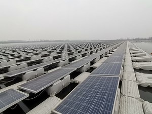 [Hot Item] China Manufacturers Floating Solar System Module Solar Panels Sea Photovoltaic Structures and Supports Floating Solar Floats