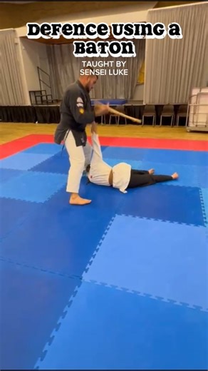 15 reactions | #techniquetuesday - defence using a baton, taught by @luke_shipwright_ #harlowjiujitsu #harlow #greatparndoncommunityassociation #activeessex #bigupharlow #defence #explorepage #fyp #jiujitsu #jujitsu #notjustaclubbutafamily #reels #selfdefence #trending #traditionaljiujitsu #viral #weapons | Harlow Jiu Jitsu | Facebook
