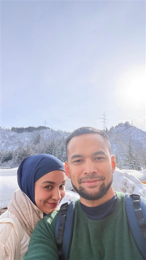 teuku wisnu on Instagram: "@mifamilia.padel bukan cuma ortu yg dibikin happy, tapi anak2 jg, In syaa Allah. Jadi angkut semua sekeluarga ke sini! 😁 Seneng2 sama istri? Main Padel bareng Anak gimana? Tersedia playground Kalo laper/haus piye? Cafe & resto enak ada Tiba2 mau meeting? Ada VIP room Fasilitasnya Ok gak? - 5 court: 4 premium & 1 VIP Adidas - Kamar mandi & toilet bersih dan canggih - Musholla nyaman tempat wudhu pisah - Parkiran luas Jadikan olahraga sebagai moment kebersamaan 🔥"