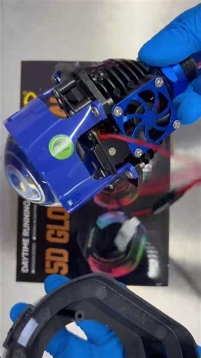 Headlight retrofit kit-2.5'' bi-LED projector and 5D halo.