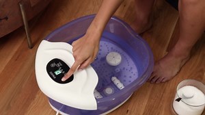 HoMedics Salt-N-Soak Footbath with Heat Boost and Soaking Salt Starter Kit, 4 Soothing Massage Rollers, Toe-Touch Controls, Splash Guard, Bubble, Vibration Massage, Bath Salt Dispenser, LED Display