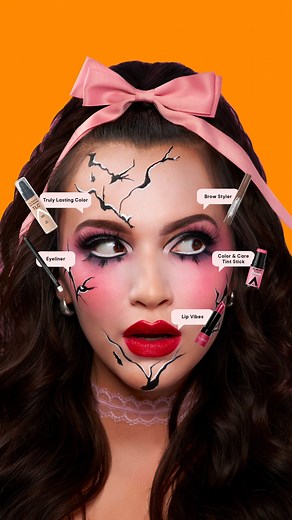 ¡Olvídate del maquillaje de terror lleno de químicos dañinos! 😱! Con Almay puedes lograr el disfraz perfecto, sin dañar tu carita #Almay #Maquillaje #Hipoalergénico | Almay México