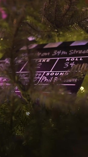 Backyard Cinema presents Elf, Love Actually, The Holiday and more! Watch your festive favourites like never before 🎬 Step into London’s most magical cinema with a host of Christmas surprises. ❄️ | Backyard Cinema