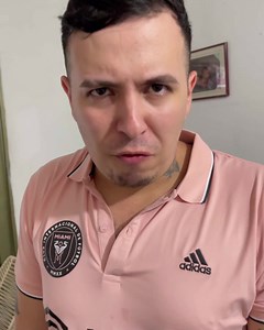 *nadie* - el socio que es hincha de Messi | EH