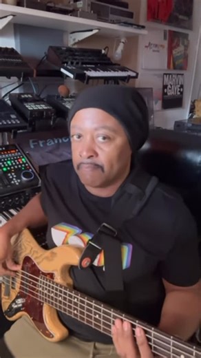 Bluey Incognito on Instagram: "I, @francishylton don’t play bass on the record (that’s the work of the fabulous @richard_bull_101 who co-wrote and co-produced it) but seeing as we debuted it live in London and Paris last week, I though I’d remove his programmed bass part and throw down a little live play-along, IG style! The bass is an @atelierz1988 M265 five string going into a BAE 1073 DMP preamp (a super awesome box for bass guitar or anything else) straight into my interface. Pulled back on 