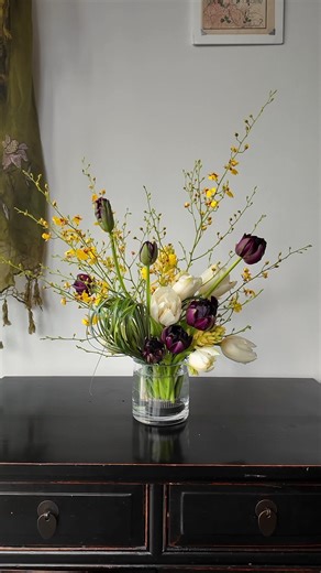 Quick DIY Tulip Arrangement for Home Decor