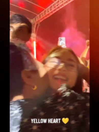 at sa wakas na hug narin ni nanay ang jmfyang🥹 grabe sobrang saya namin nanay para sayo grabe din effort mo lagi sa dalawa 😍💛💛 @Mak @Sofia Smith @merly.peregrino @myrnays @iamnambelgica #jmfyang #jmfyangupdates #trending #tiktok #viral #jmibarra #sofiasmith