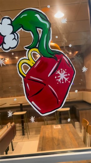 The grinch! Loved painting these grinch themed Christmas windows! What do you think? #Christmas #windowpainting #holidayseason #thegrinch #grinch #painting #artist | April’s Originals | Facebook