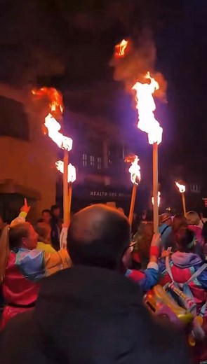 19K views · 291 reactions | Great video by cocktailsandkudos 殺 | Edenbridge Bonfire Society | Facebook
