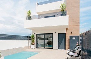 Single-family home at an incredible price! Villas available in two models: distributed on two floors with 3 bedrooms and 2 bathrooms, or distributed on two floors and a fully finished basement with 4 bedrooms and 3 bathrooms. All villas include an open lounge, dining area and kitchen island on the ground floor, as well as bathroom, laundry cupboard, and a double bedroom. There are 2 bedrooms and a shared bathroom on the first floor, with access to a large terrace overlooking the pool. The model 