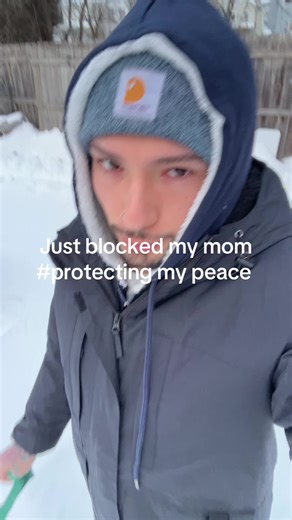 Jay (@jrxtro)’s video of dad defending mom