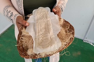 Woman from Bihar makes biodegradable sanitary pads with banana fibre