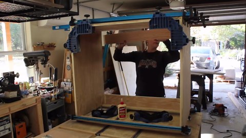 Build a Stunning Bathroom Vanity with Easy Drawers