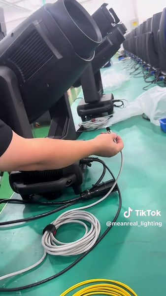 Enhancing Concert Lighting with FT Follow System