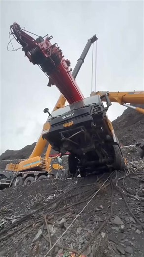 Mobile Crane Basics: Types, Uses, and Safety Tips