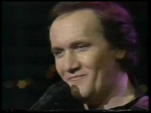 Music - 1983 - Roger Miller - You Cant Roller Skate In A Buffalo Herd + Chug A Lug - Live At ACL
