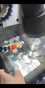 12K views · 61 reactions | This small machine for CD pattern! #cnc #cncmachining #machining #cncmilling #cncturning #manufacturing #cncfactory #CNCManufacturing #cncmanufacturer #metalwork #metalworking #precision #PrecisionEngineering #machinist #machinery #cncmachine | 917cnc | Facebook
