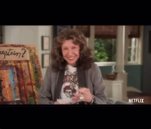 Lily Tomlin says the reason she forgets her lines is NOT because she’s old. It’s a completely different reason. 😂😆 #lilytomlin #stillworking9to5 | Still working 9 to 5