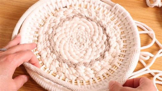 How to Weave in the Round | MaCreme by Cre