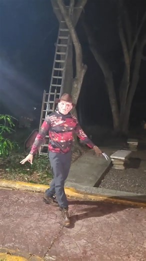 Halloween Freddy Krueger dancing contest 👻🤣 #humor #halloweencostume #lol #fyp