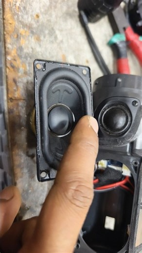 jbl Bass testing subwoofer