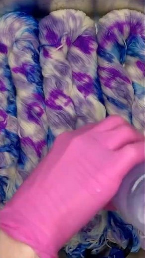 ASMR Hand-Dyed Yarn Technique Creates One-of-a-Kind Skeins #YarnTutorial #Crafts