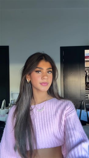 sim (@ssimryn)’s videos with Laugh Now Cry Later - Drake