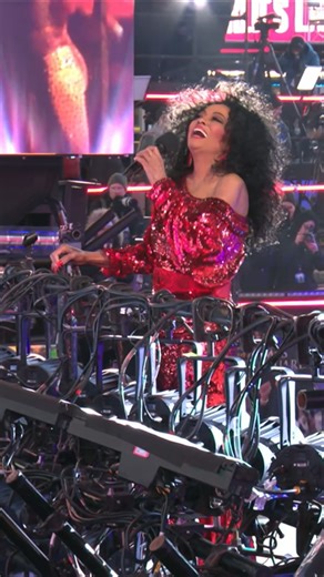 1.4M views · 43K reactions | There's only one voice lifting us up into 2026... and it's Diana Ross  Tune in to #RockinEve NOW on ABC. | Dick Clark's New Year's Rockin' Eve | Facebook