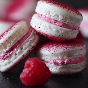 3.3M views · 5.3K reactions | Raspberry Macarons FULL RECIPE:...