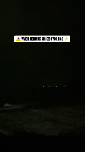 WATCH: Lightning strikes near the oil rigs in the Santa Barbara Channel, Tuesday, Feb. 17. (Video by Aston Smith/Special to the News-Press) | Santa Barbara News-Press