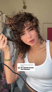 ✨🙊✨ Ya nos cachó Ana… ✨ . . . . . . #metodocurly #curlygirlmethod #humor | Adriana Lumina