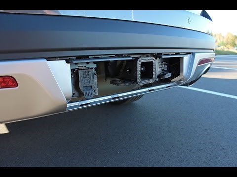 How to Remove the Hitch Cover on a 2017 Ford Explorer XLT