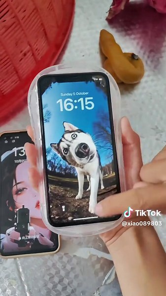 Dynamic Live Wallpapers for iPhone: Free Download Guide