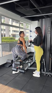 Compartimos la maquina?🫣 | Camila Valencia