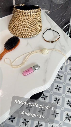 My Favorite Vintage Style Accessories