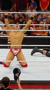 2M views · 38K reactions | En 2010 The Miz hizo efectivo por primera vez el Contrato de #MITB sobre Randy Orton para convertirse en Campeón de #WWE  | WWE Español | Facebook