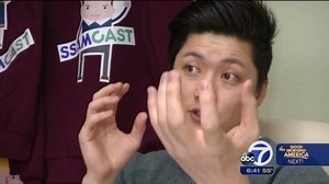 Oakland company develops virtual reality goggles for education